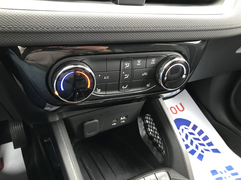 Pre-Owned 2024 Chevrolet Trailblazer LT