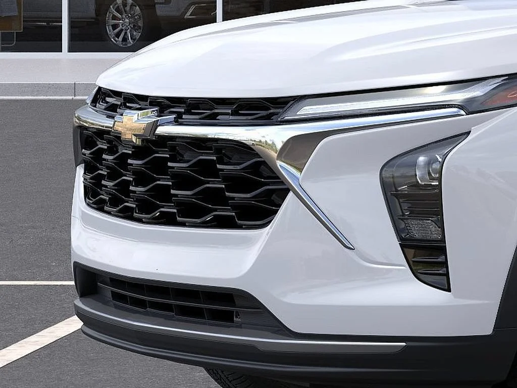 2026 Chevrolet Trax LT - Photo 13