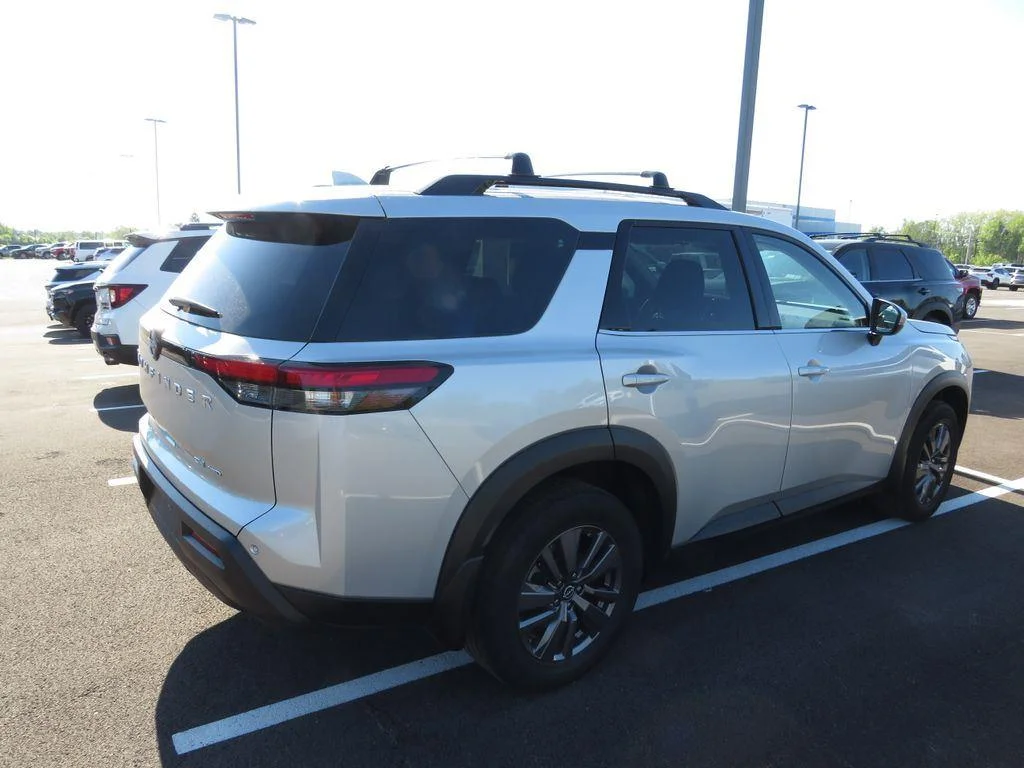 Used 2023 Brilliant Silver Metallic Nissan SV image 16