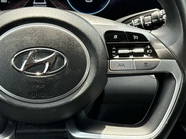 Used 2023 Blue Hyundai SEL image 22