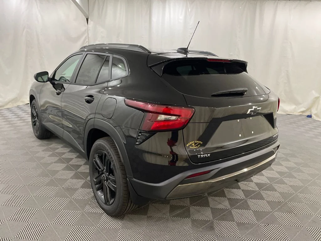 2026 Chevrolet Trax Activ - Photo 8