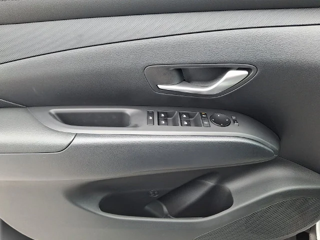 New 2026 White Hyundai SEL image 8