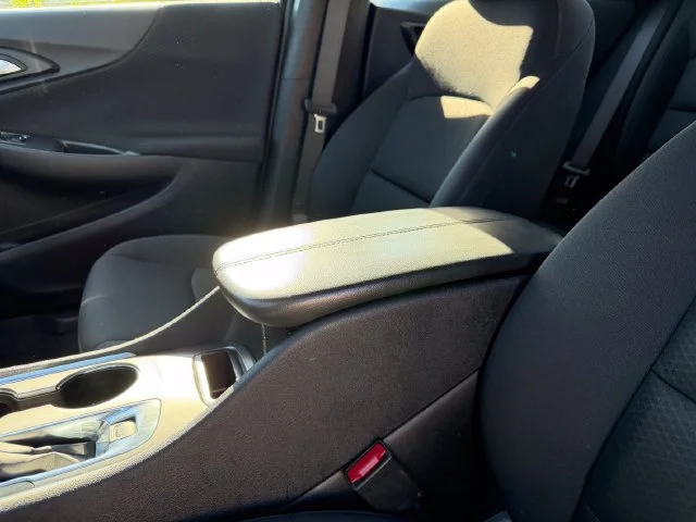Used 2025 Sterling Gray Metallic Chevrolet LT image 29