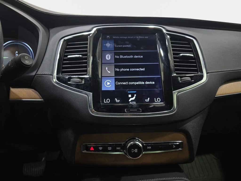 Used 2017 Gray Volvo T8 Inscription image 21