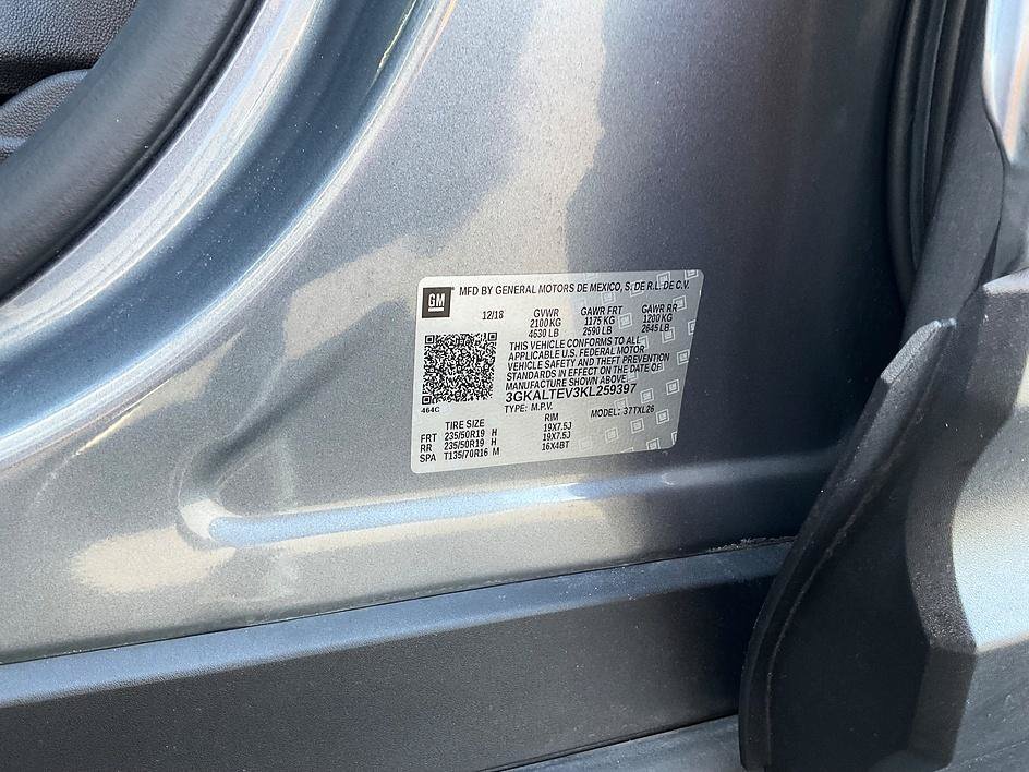 Used 2019 Gray GMC SLE image 36