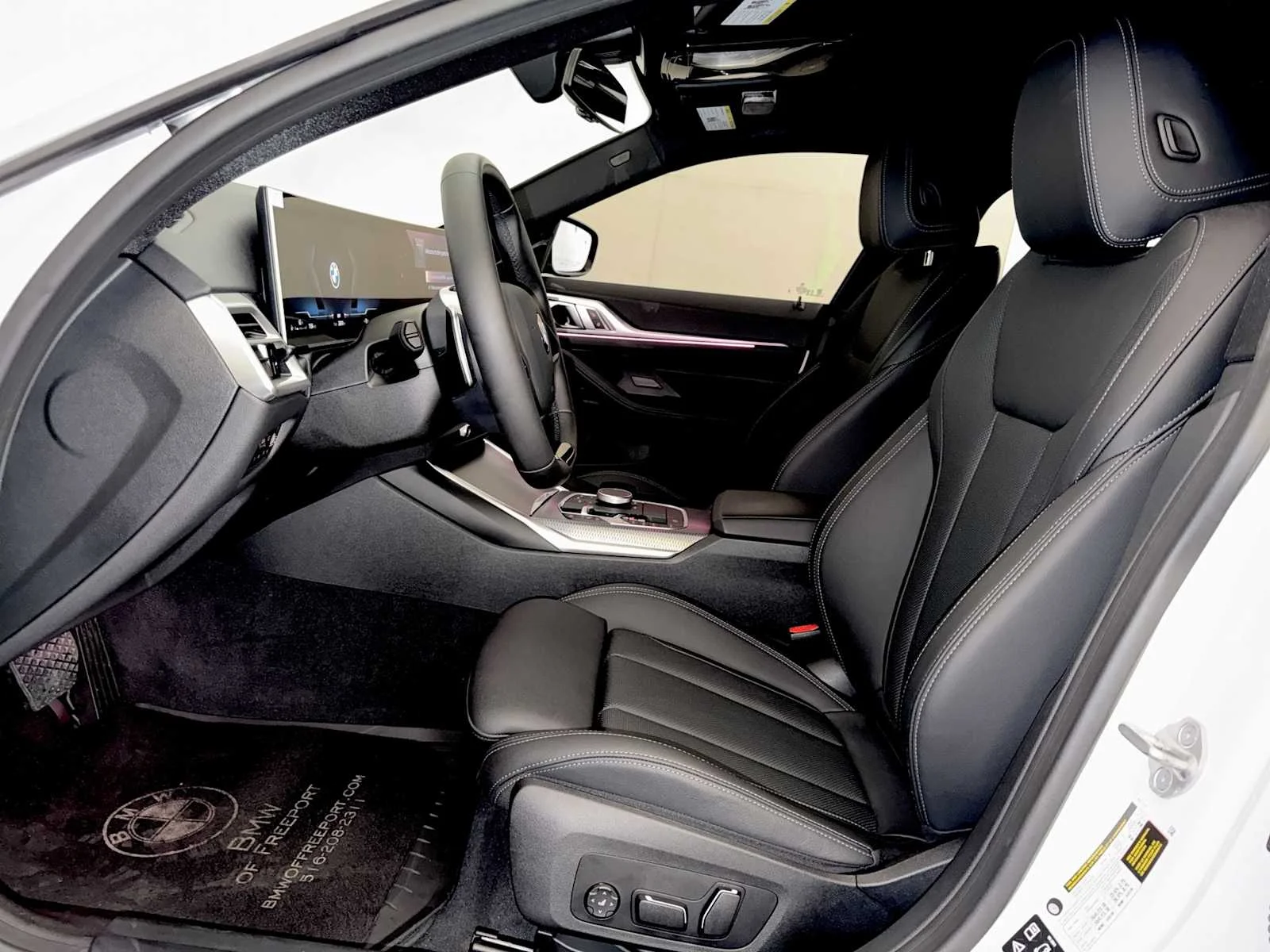 2025 BMW 4 Series 430i - Photo 9