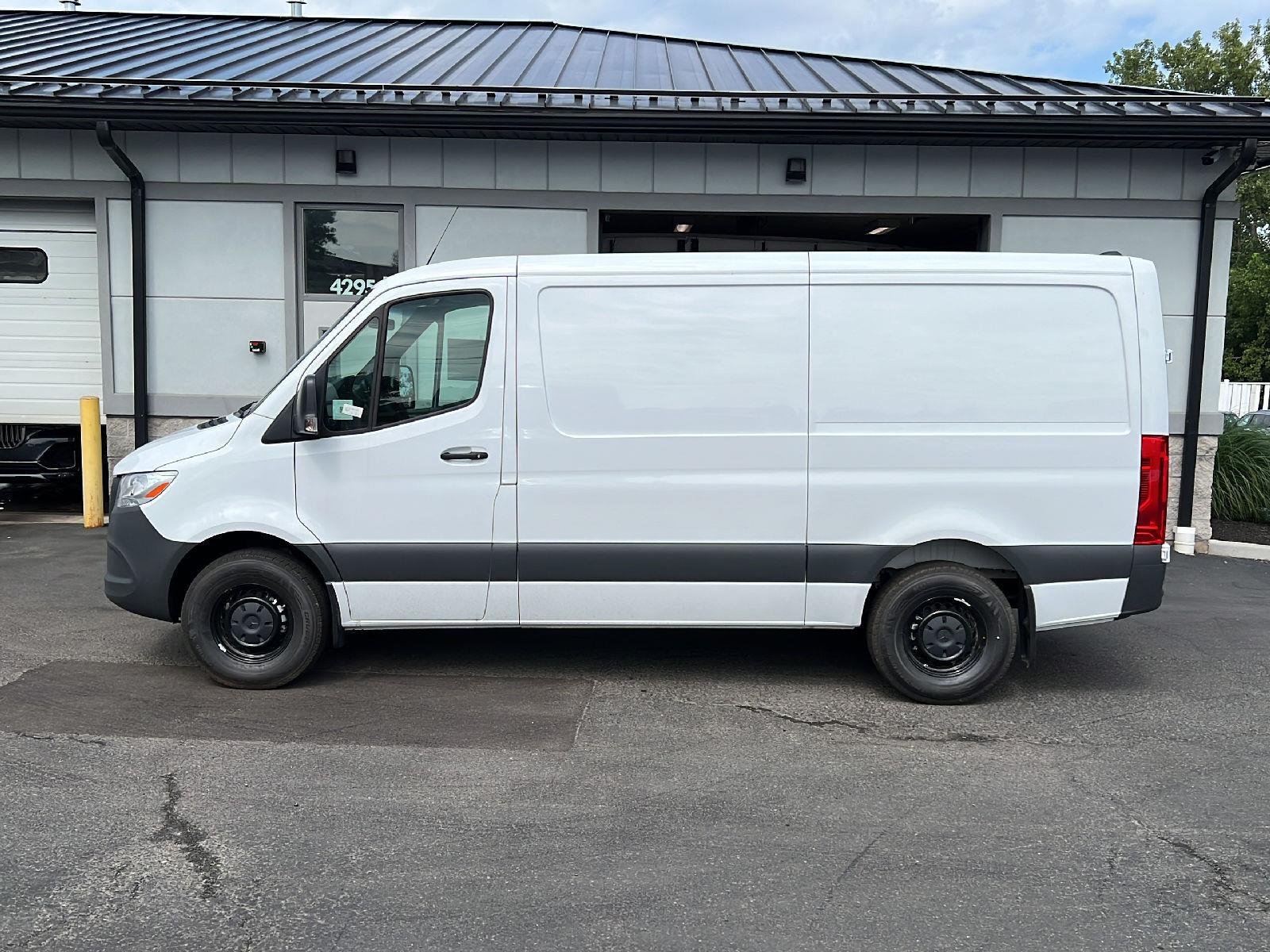 New 2026 Arctic+White Mercedes-Benz Cargo Van 144” Standard Roof 4cyl SO image 5