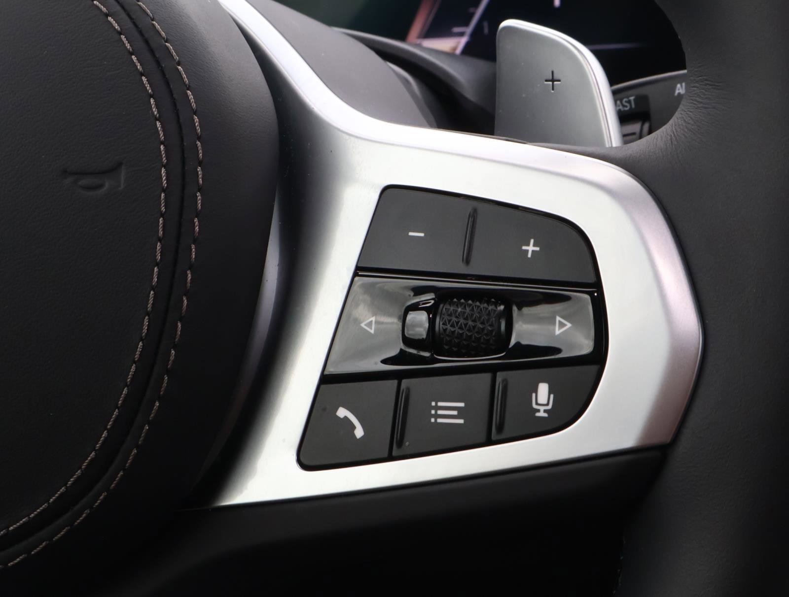 2026 BMW X7 40i - Photo 27