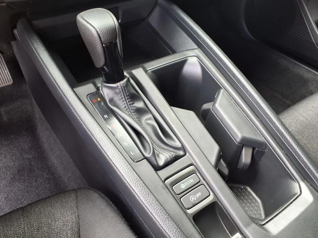 Used 2025 White Honda LX image 9