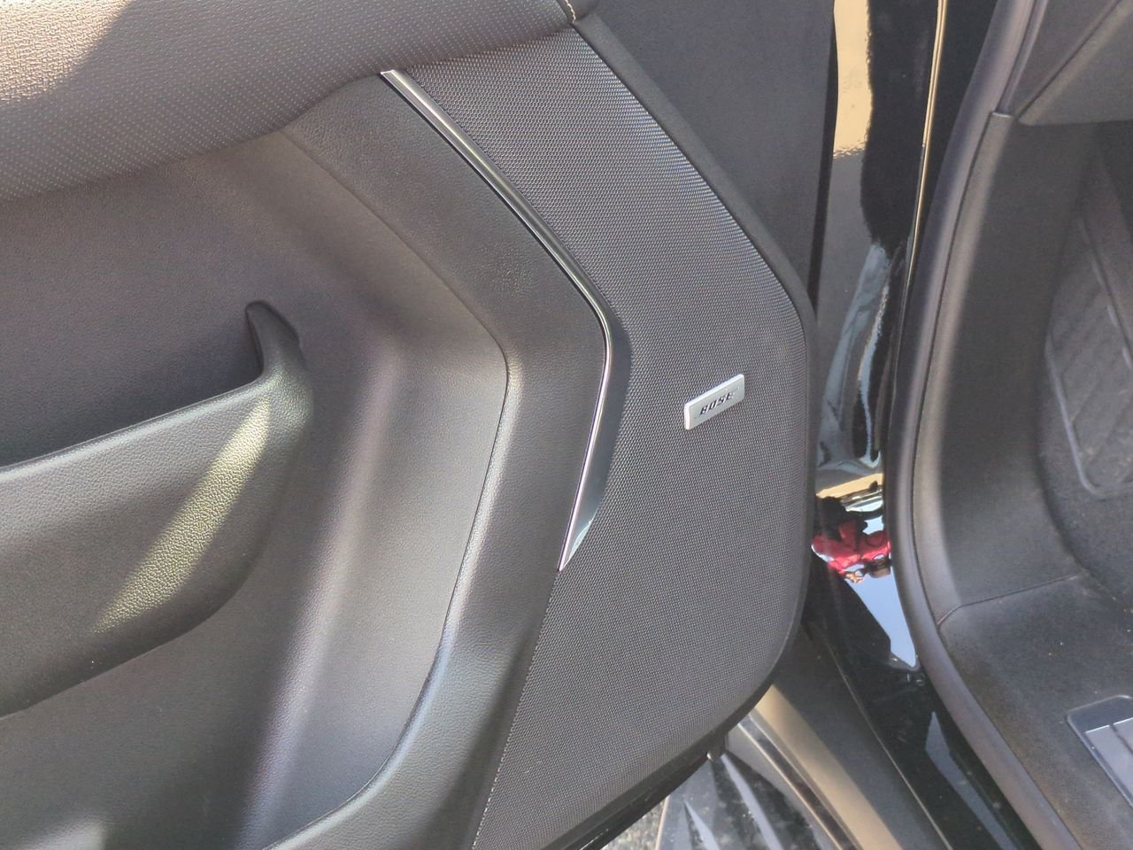 2026 Chevrolet Tahoe Premier - Photo 25