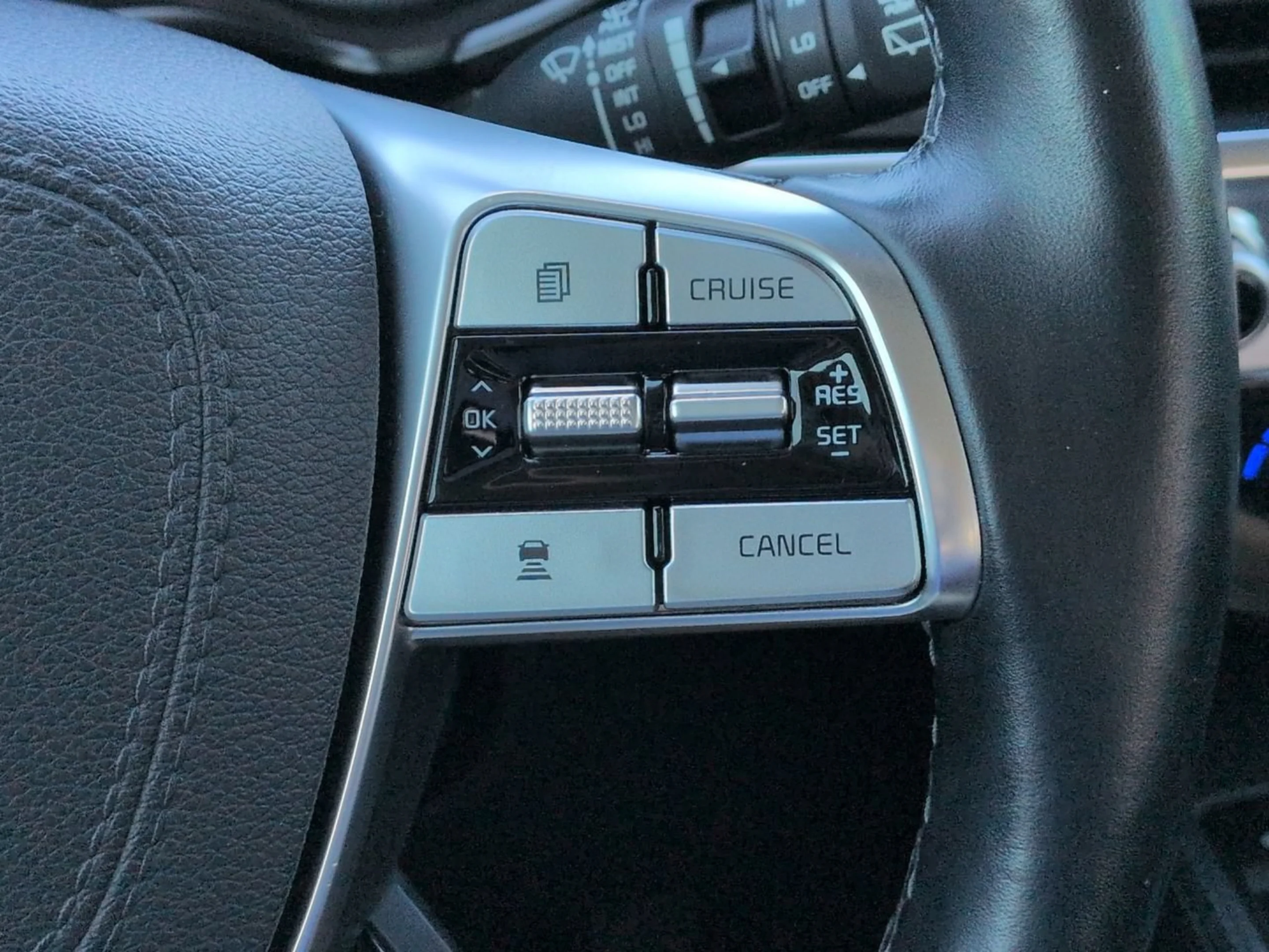 Used 2022 Wolf Gray Kia EX image 26