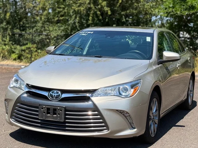 2016 Toyota Camry XLE