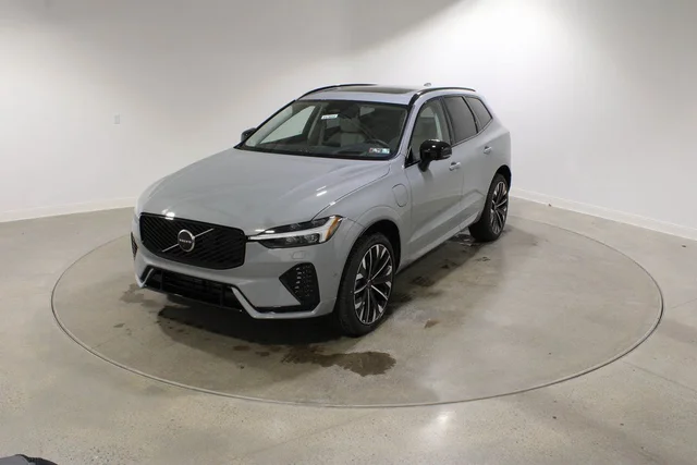 2026 Volvo XC60 Plug-In Hybrid T8 Ultra
