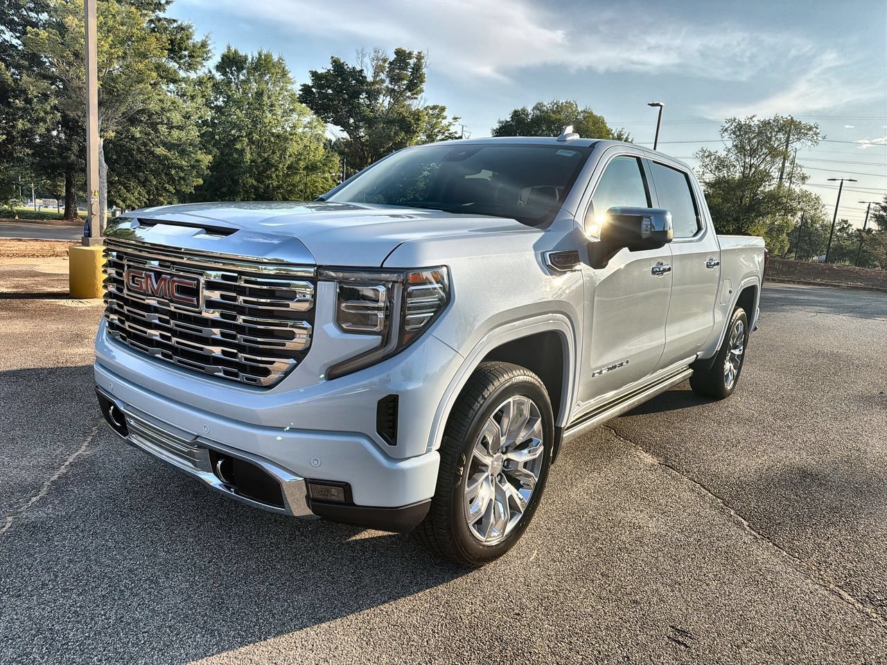 New 2026 Glacier White Tricoat GMC Denali image 4