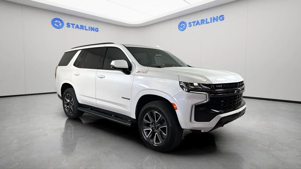 Used 2022 Iridescent Pearl Tricoat Chevrolet Z71 image 13