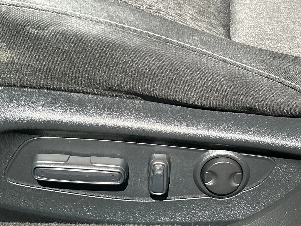 Used 2024 Gray Honda EX image 11