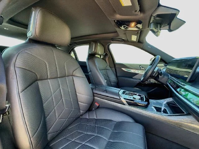 2024 BMW 7 Series 760i - Photo 15