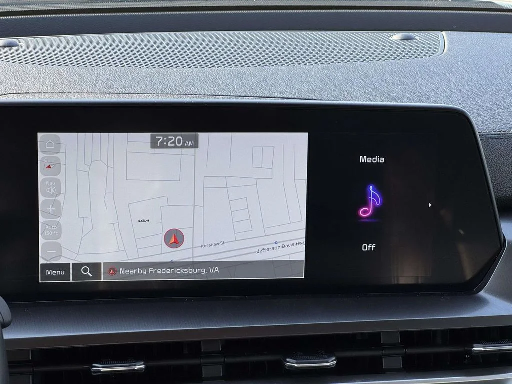 Used 2023 Black Kia S image 18