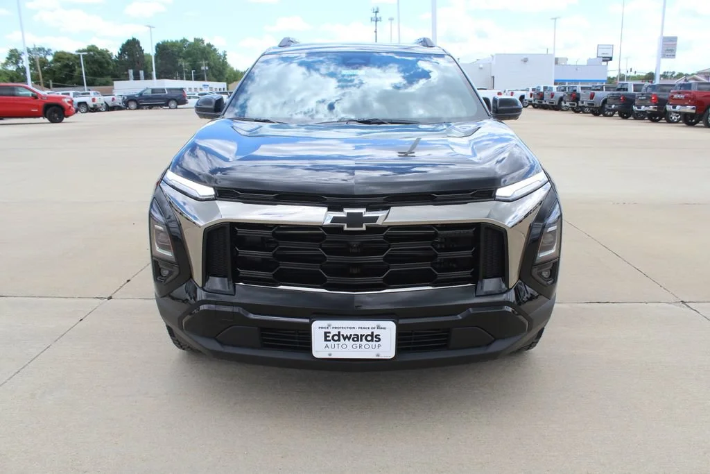 New 2026 Mosaic Black Metallic Chevrolet ACTIV image 8