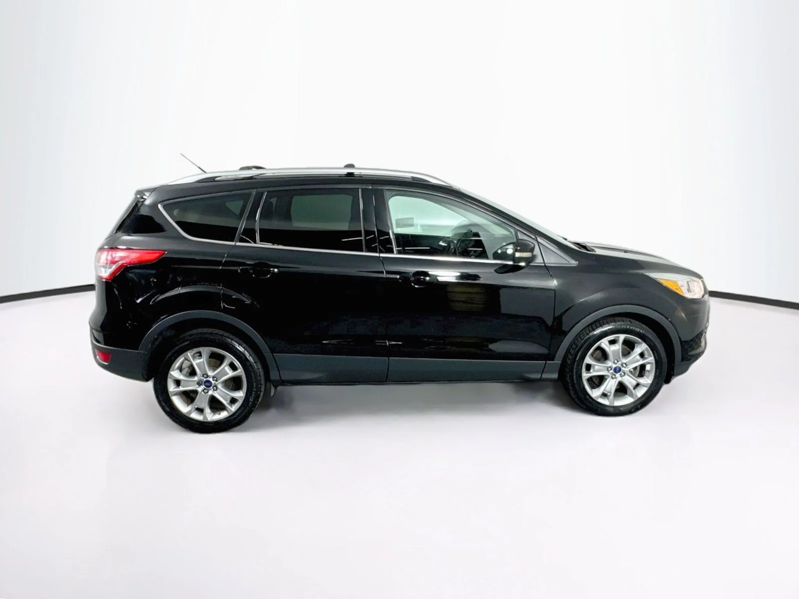 Used 2016 Black Ford Titanium image 10