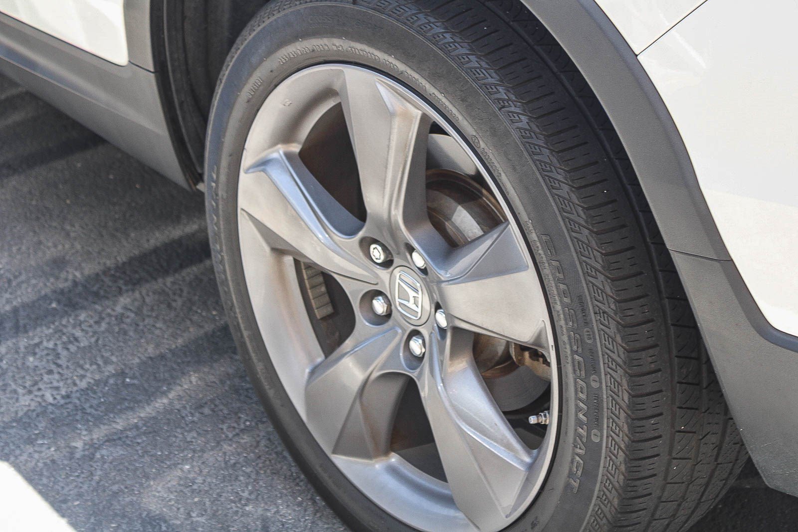 Used 2019 White Diamond Pearl Honda Touring image 10