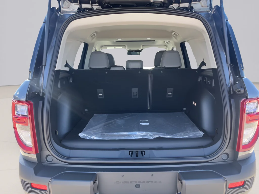 New 2026 Carbonized Gray Metallic Ford Badlands® image 25