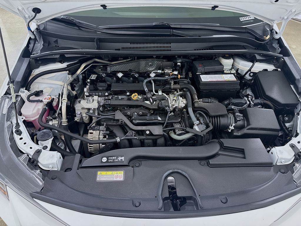 Used 2023 Ice Cap Toyota LE image 27
