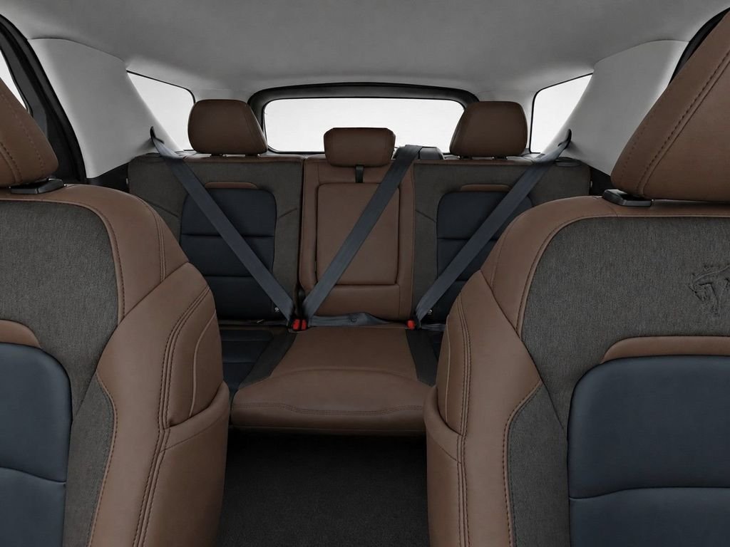 New 2026 Azure Gray Metallic Tri-Coat Ford Outer Banks® image 13