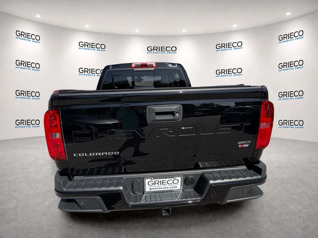 Certified Used 2021 Black Chevrolet Z71 image 6