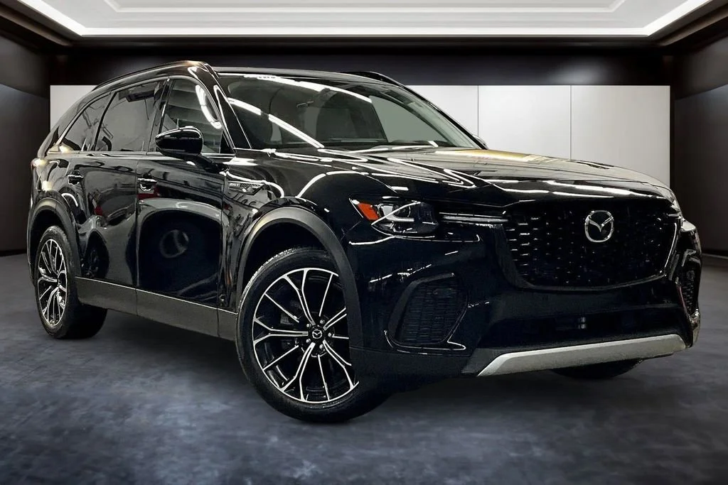 2025 Mazda CX-70 PHEV Premium Package's photo