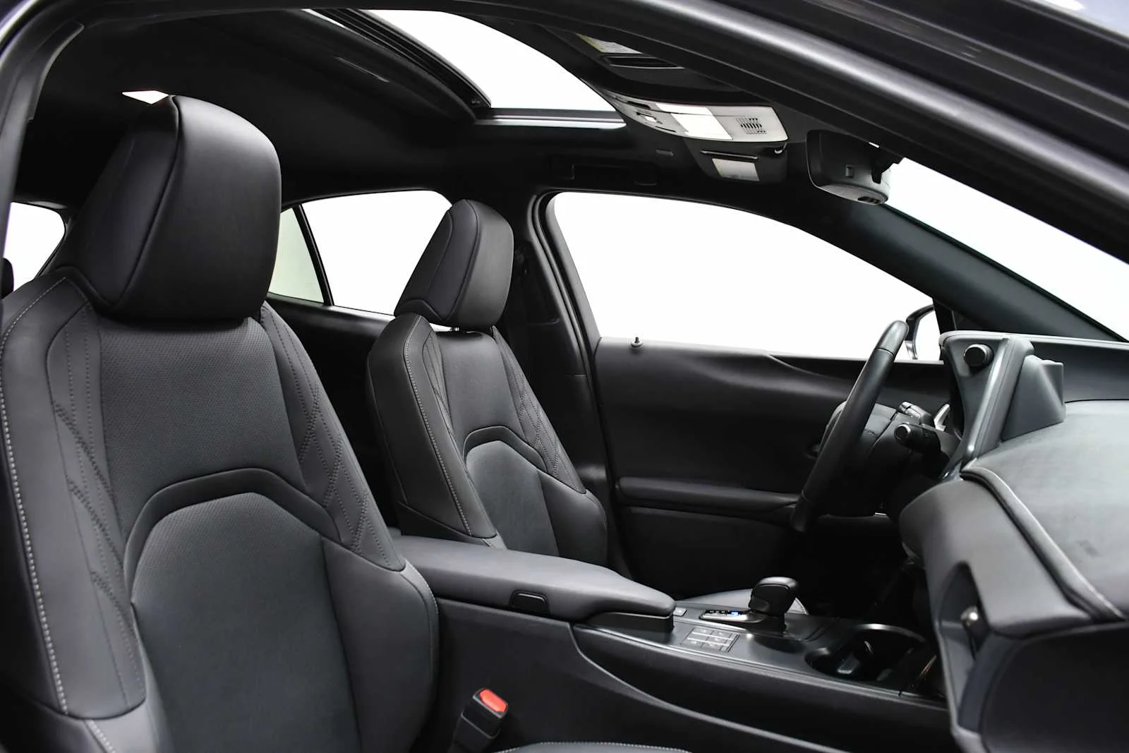 2025 Lexus UX Hybrid 300h Premium | CarEdge | CarEdge