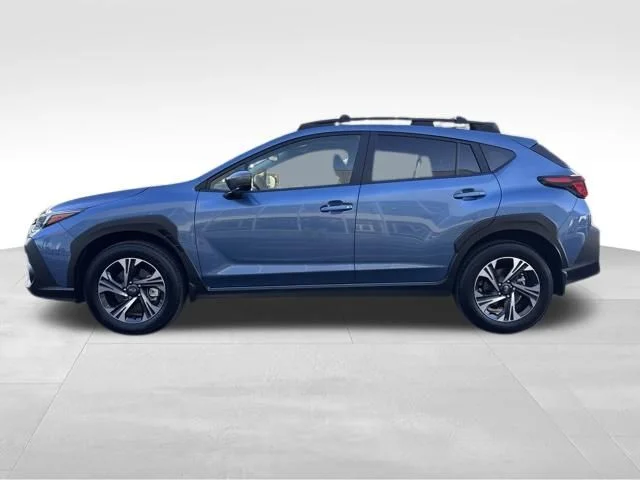 Used 2024 Blue Subaru Premium image 5