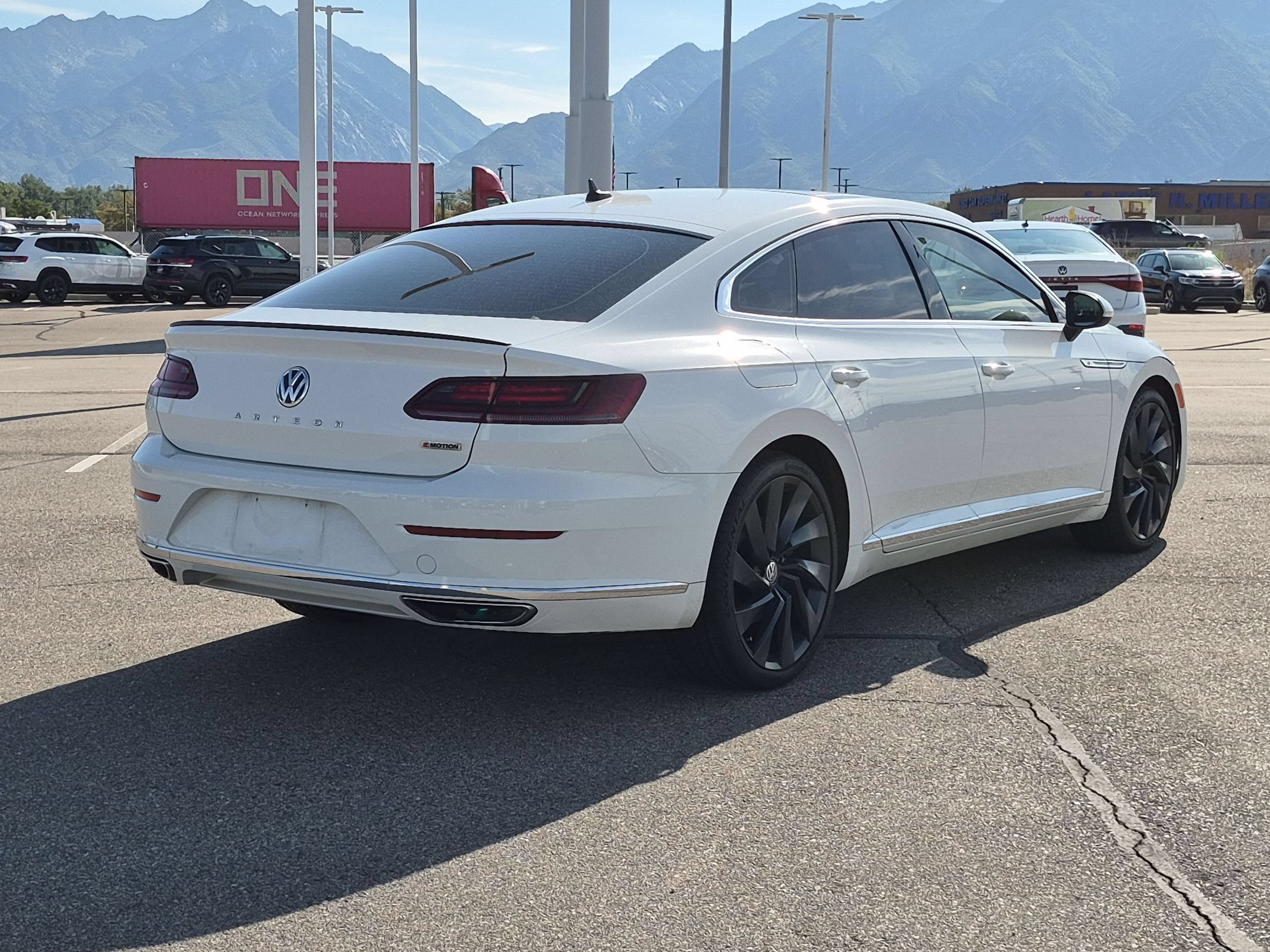 Used 2020 Pure White Volkswagen SEL R-Line image 3