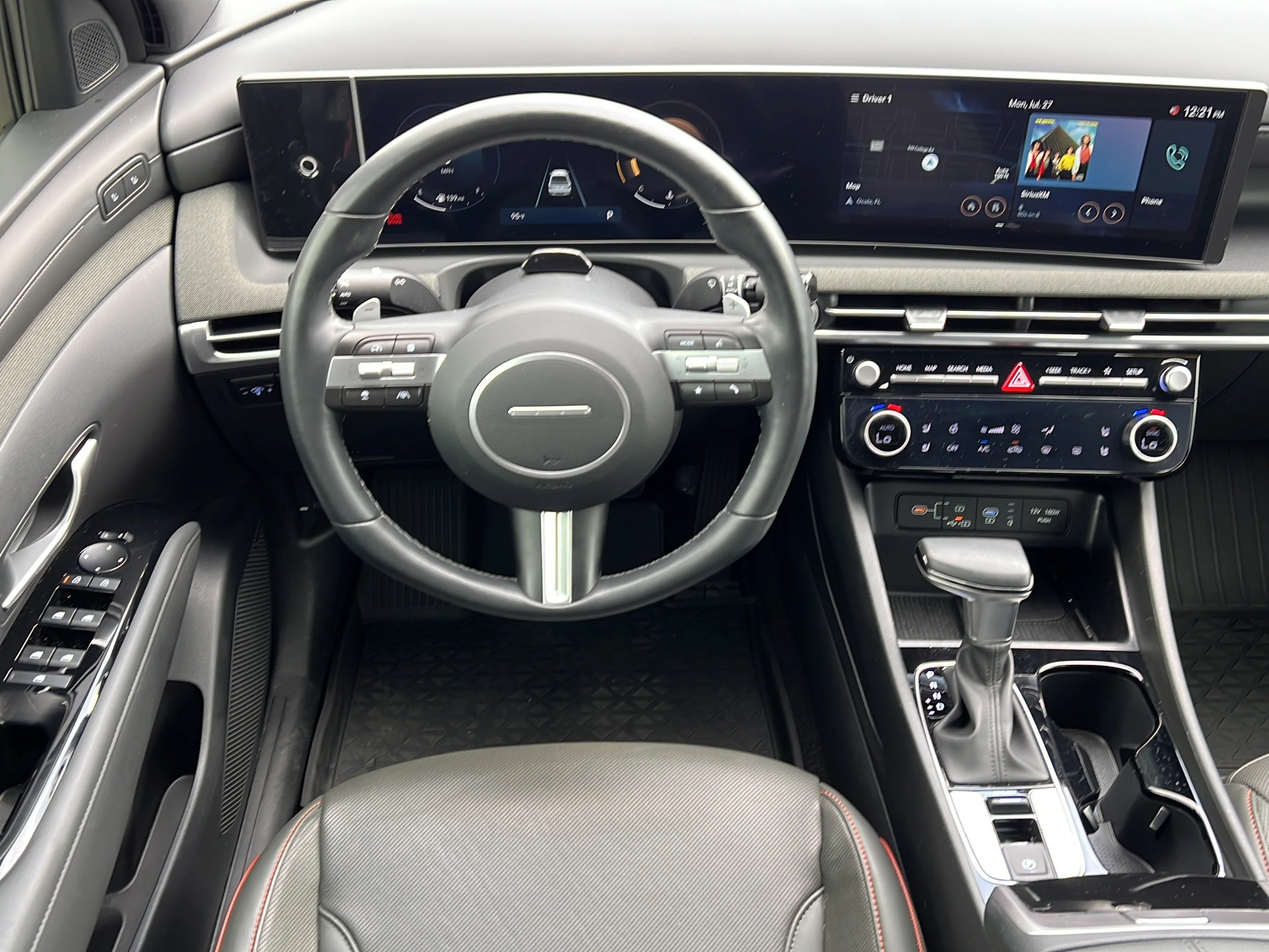 Used 2025 Atlas White Hyundai Limited image 12