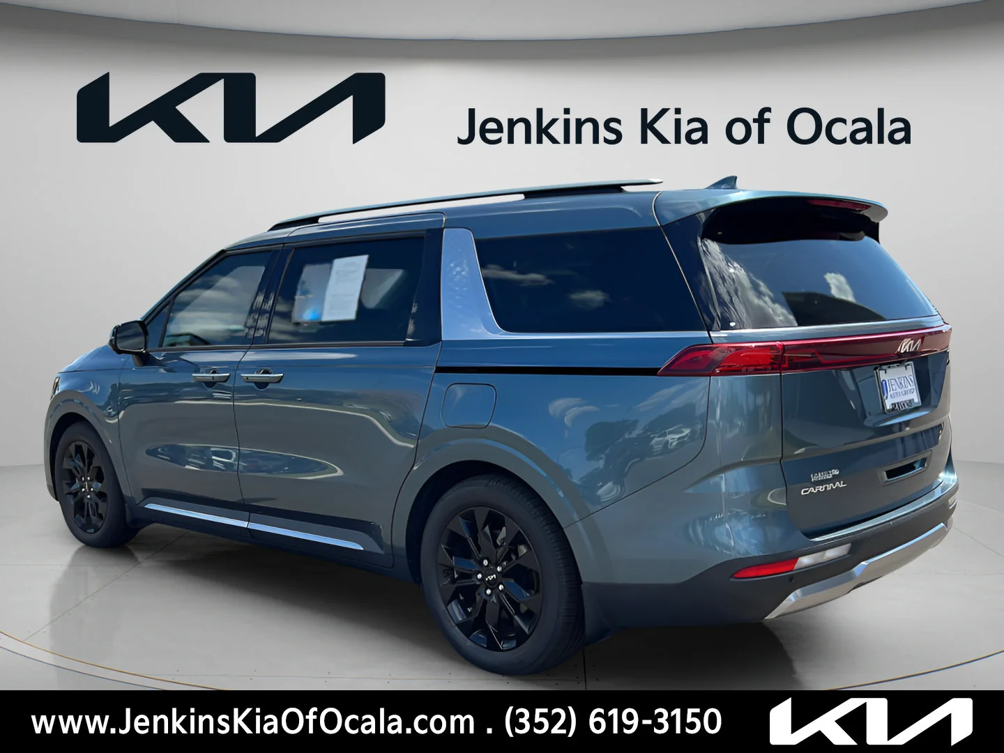 Used 2023 Astra Blue Kia SX Prestige image 5