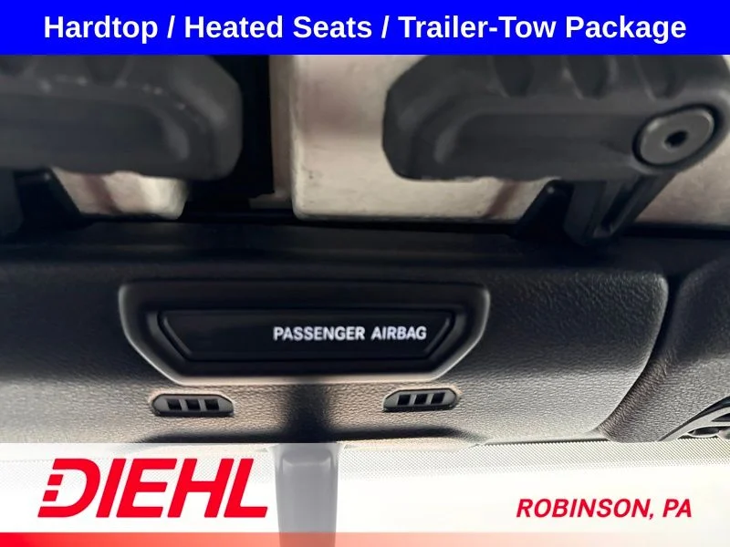Used 2020 Gray Jeep Sport image 35