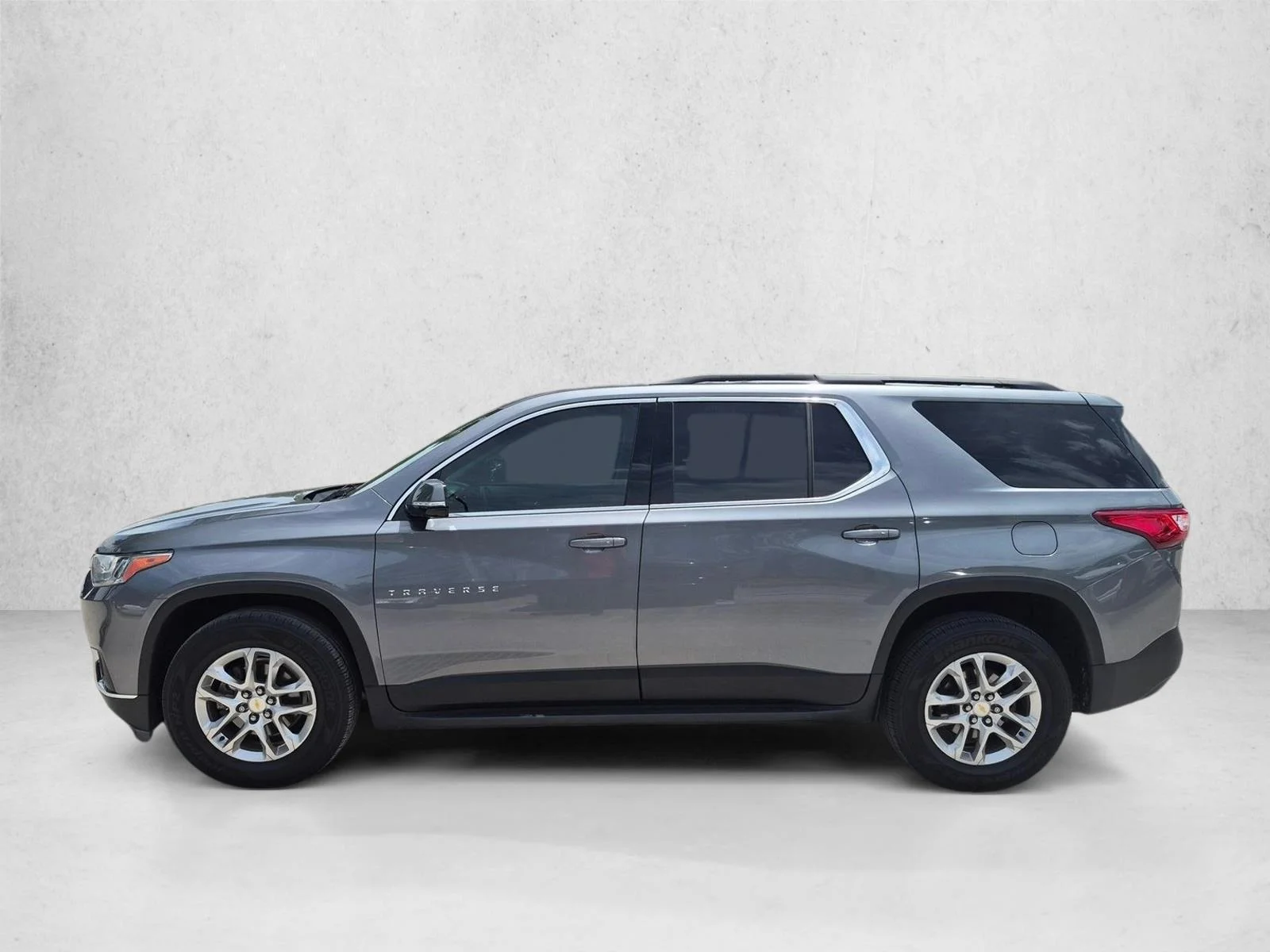 Used 2019 Satin Steel Metallic Chevrolet LT Cloth image 6