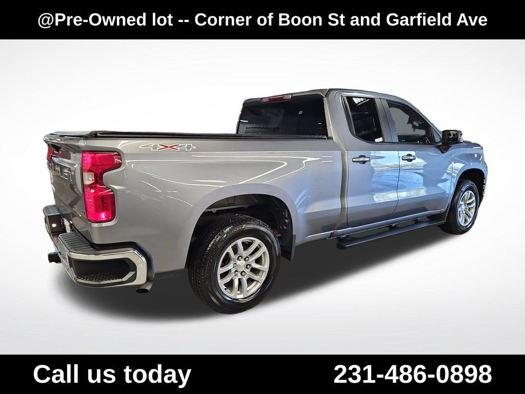 Used 2021 SATIN STEEL METALLIC Chevrolet LT image 5