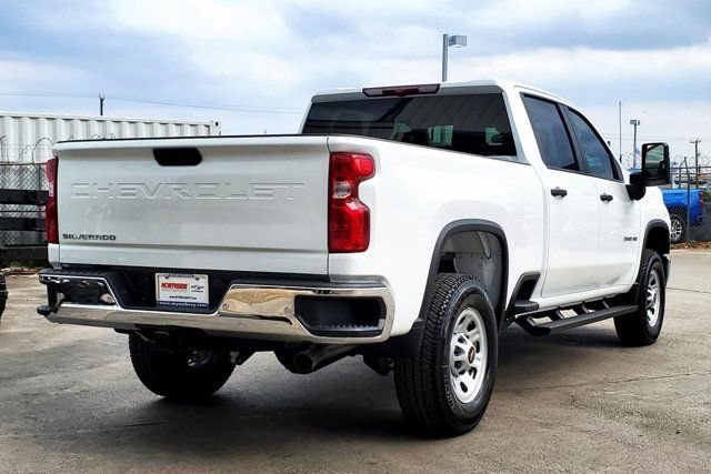 New 2025 Summit White Chevrolet WT image 6