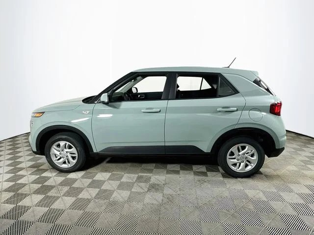 New 2026 Hyundai VENUE SE
