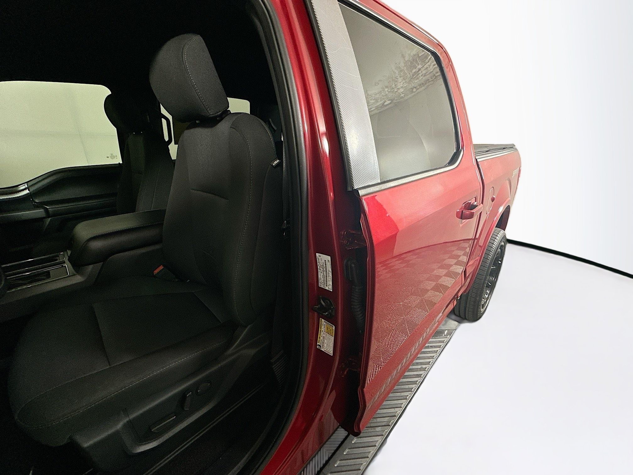 Used 2020 Red Metallic Ford XLT image 12