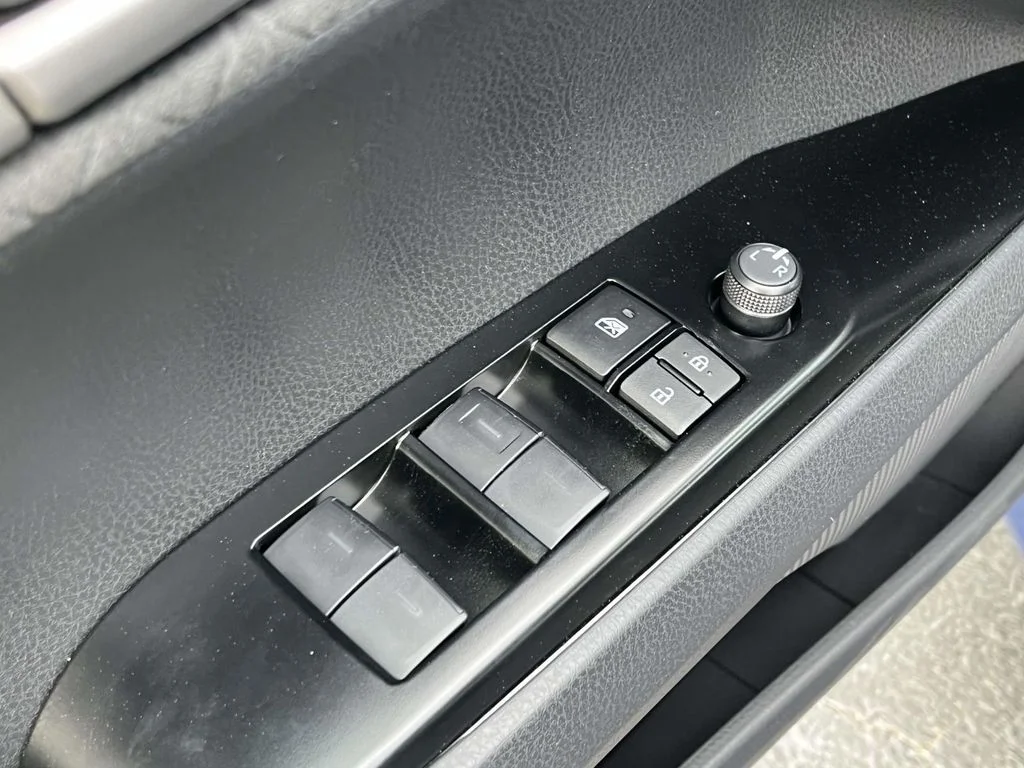2026 Toyota Camry XLE - Photo 12