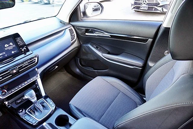 Used 2023 Gray Kia S image 19