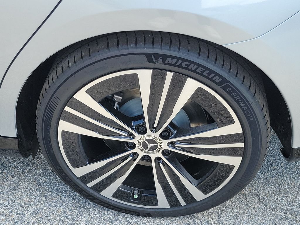 New 2027 Cirrus Silver Metallic Mercedes-Benz CLA 250+ image 8