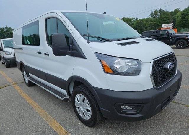 2025 Ford Transit-250 Base