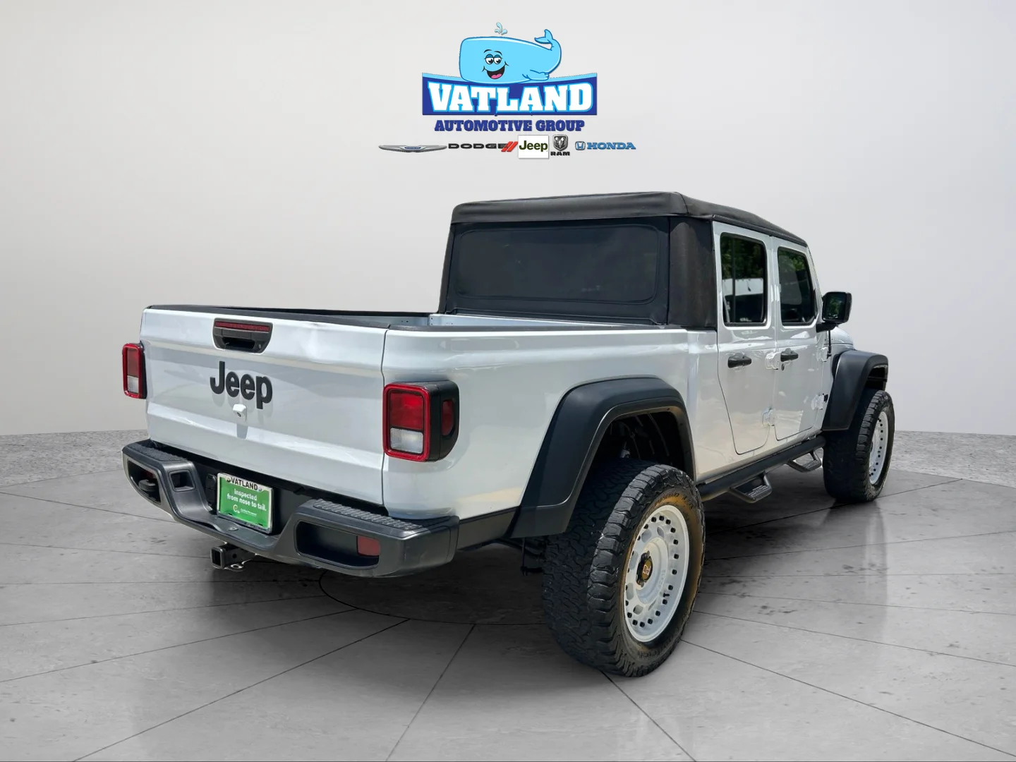 Used 2020 Bright White Clearcoat Jeep Sport image 5