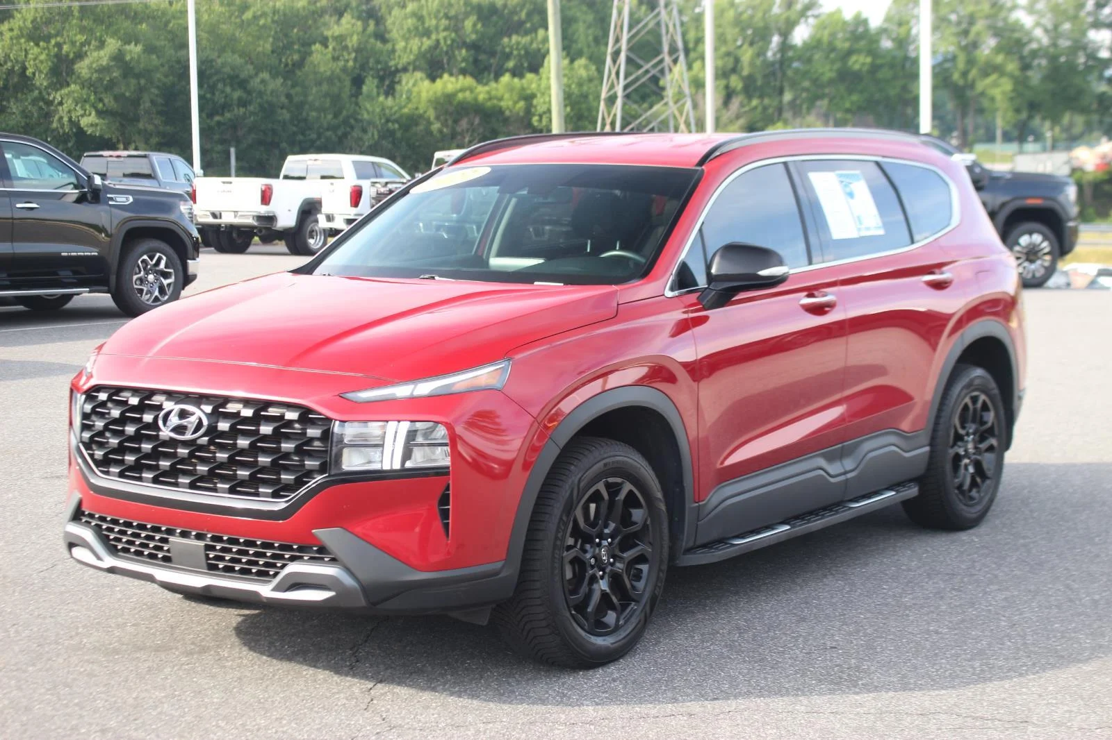Used 2022 Red Hyundai XRT image 3