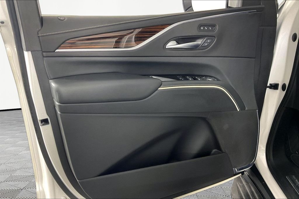 Used 2023 White Cadillac Premium Luxury image 18