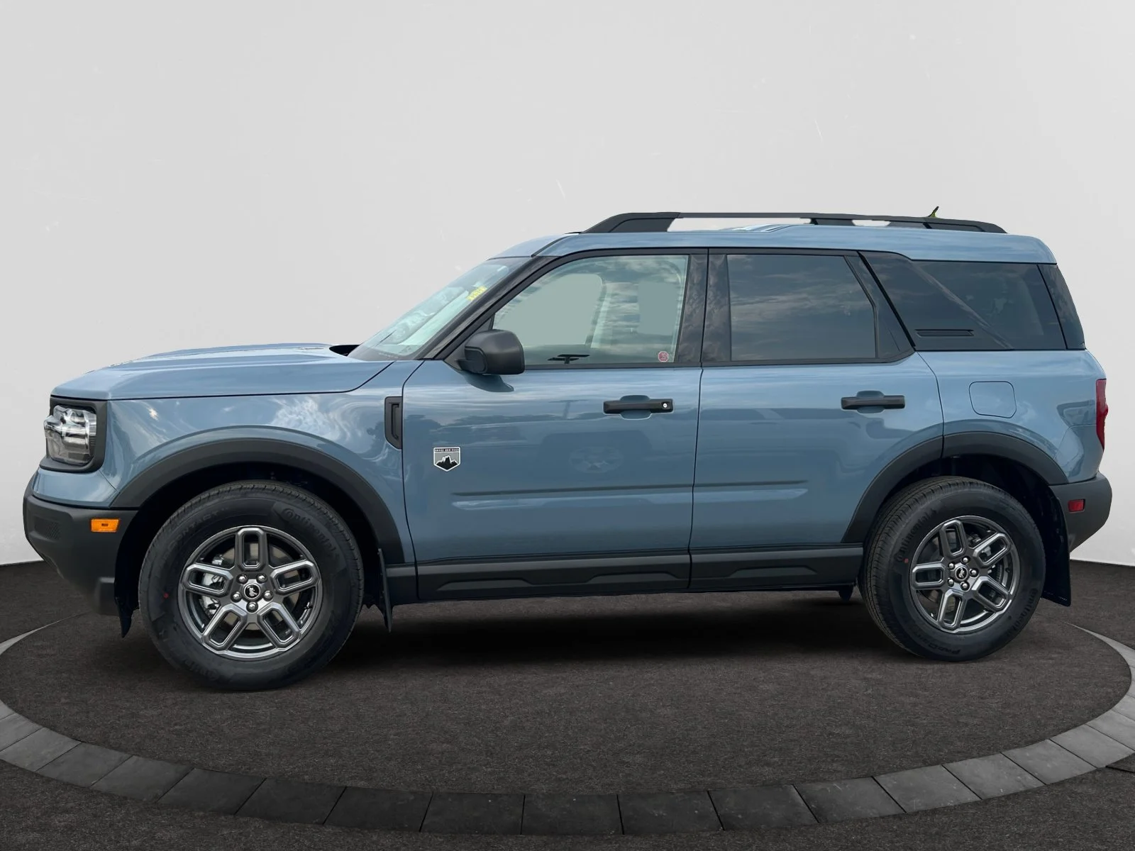 New 2026 Azure Grey Metallic Tri-Coat Ford Big Bend image 2