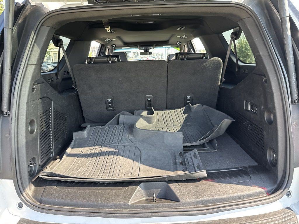 2022 GMC Yukon XL SLT - Photo 26